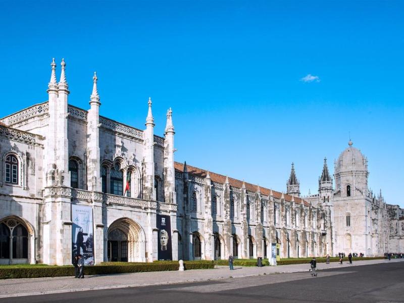 Dom Pedro Lisboa - Genel