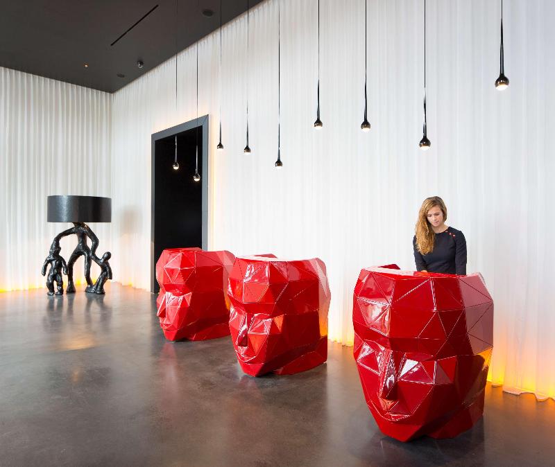 art'otel amsterdam, Powered by Radisson Hotels - Lobi