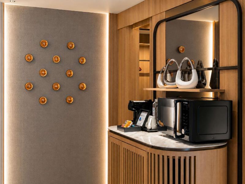 Mercure Serpong Alam Sutera - Oda