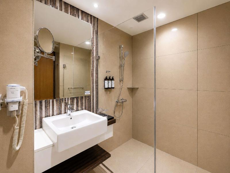 Mercure Serpong Alam Sutera - Oda