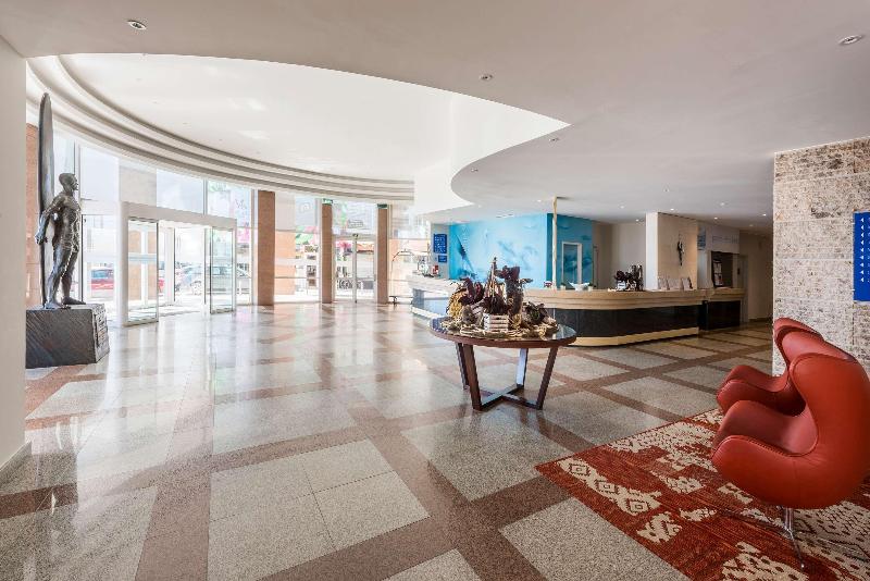 Tryp Lisboa Caparica Mar Hotel - Lobi
