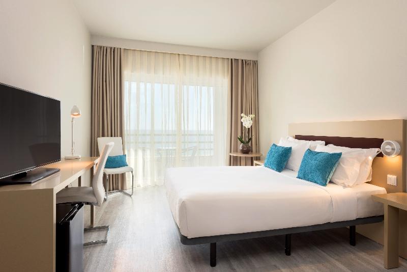 Tryp Lisboa Caparica Mar Hotel - Oda