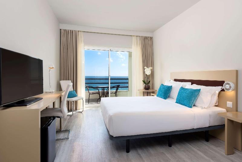 Tryp Lisboa Caparica Mar Hotel - Oda