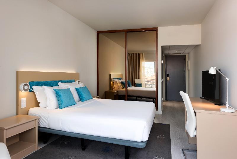 Tryp Lisboa Caparica Mar Hotel - Oda
