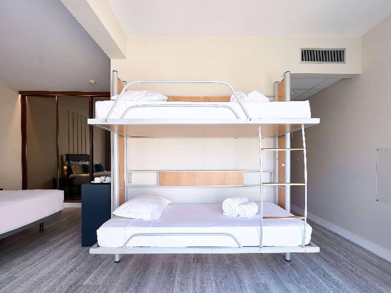 Tryp Lisboa Caparica Mar Hotel - Oda
