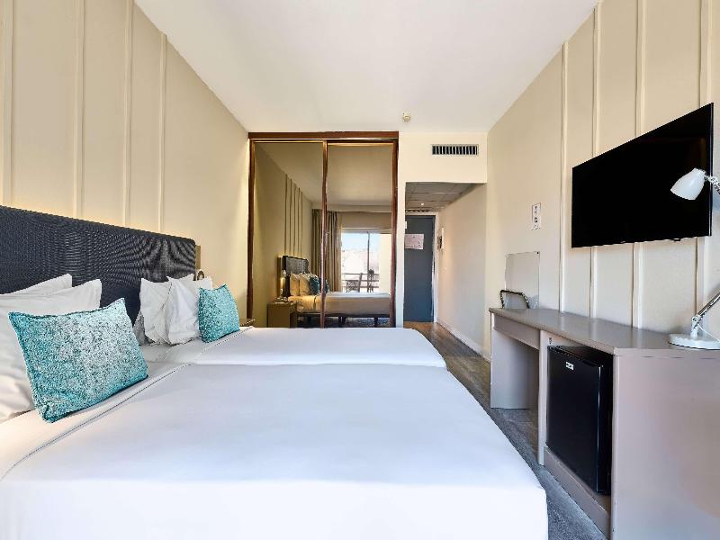 Tryp Lisboa Caparica Mar Hotel - Oda