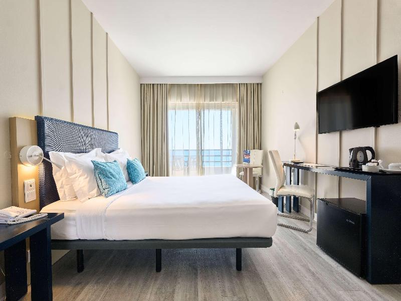 Tryp Lisboa Caparica Mar Hotel - Oda