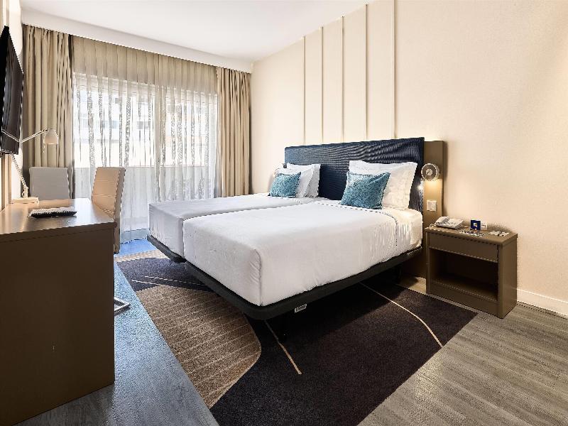 Tryp Lisboa Caparica Mar Hotel - Oda