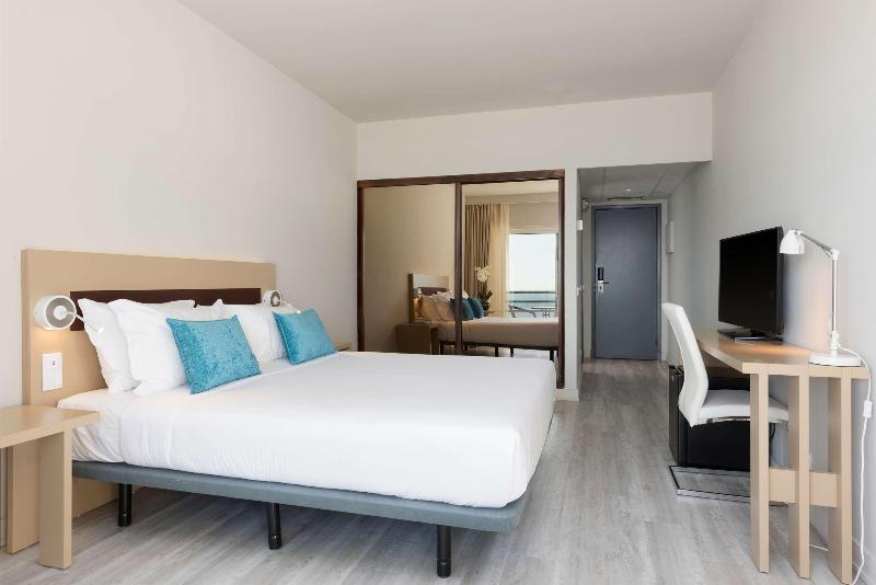 Tryp Lisboa Caparica Mar Hotel - Oda
