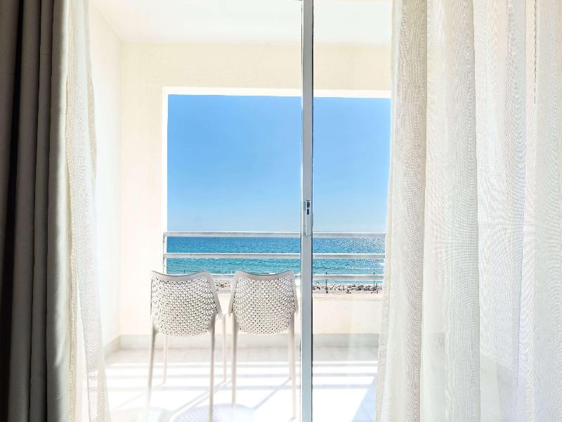 Tryp Lisboa Caparica Mar Hotel - Oda
