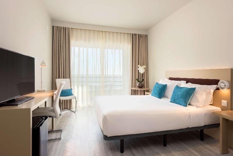 Tryp Lisboa Caparica Mar Hotel - Oda
