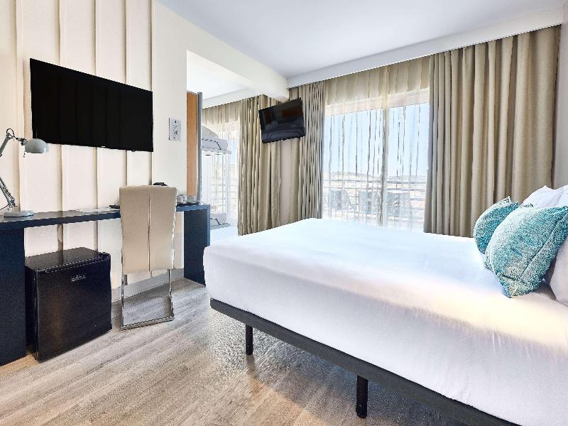 Tryp Lisboa Caparica Mar Hotel - Oda