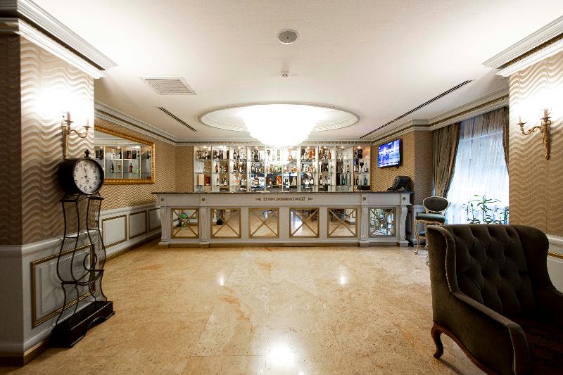 Sapphire Inn - Bar