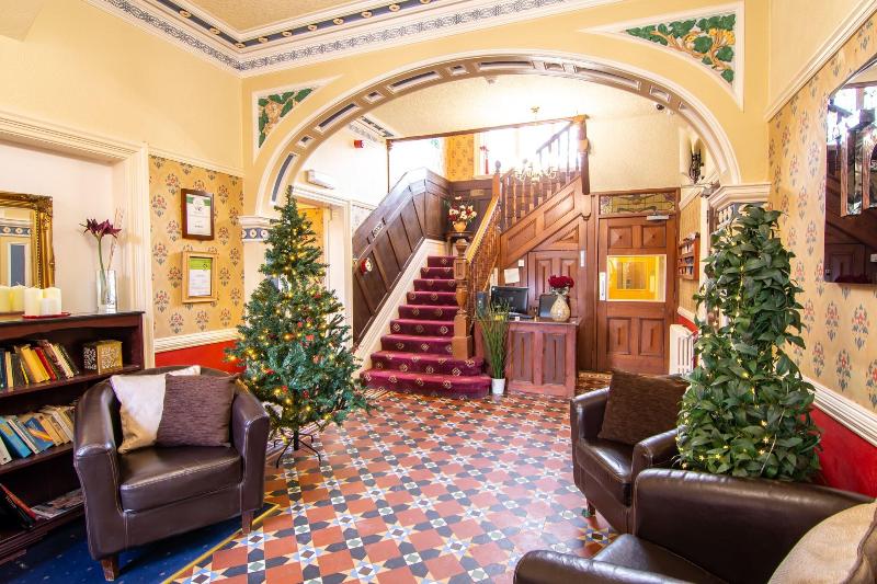 Trivelles Park Hotel - Lobi