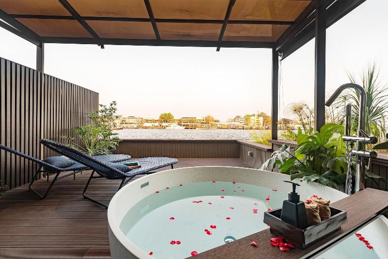 Baan Wanglang Riverside Bangkok - Teras