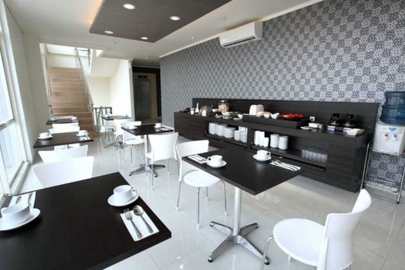 Hotel 88 Embong Kenongo fotoÄŸrafÄ±