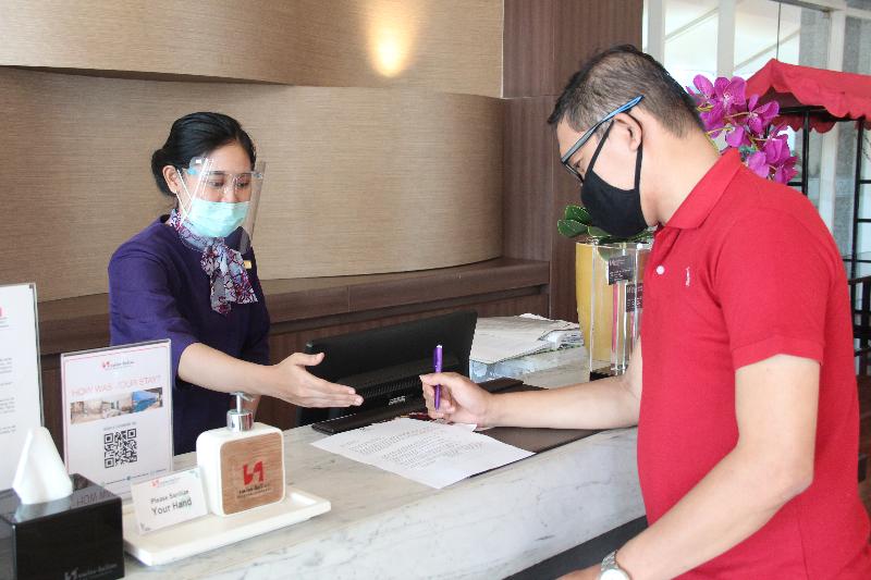 Swiss-Belinn Manyar Surabaya - Lobi