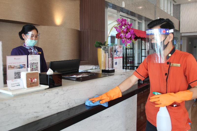 Swiss-Belinn Manyar Surabaya - Lobi