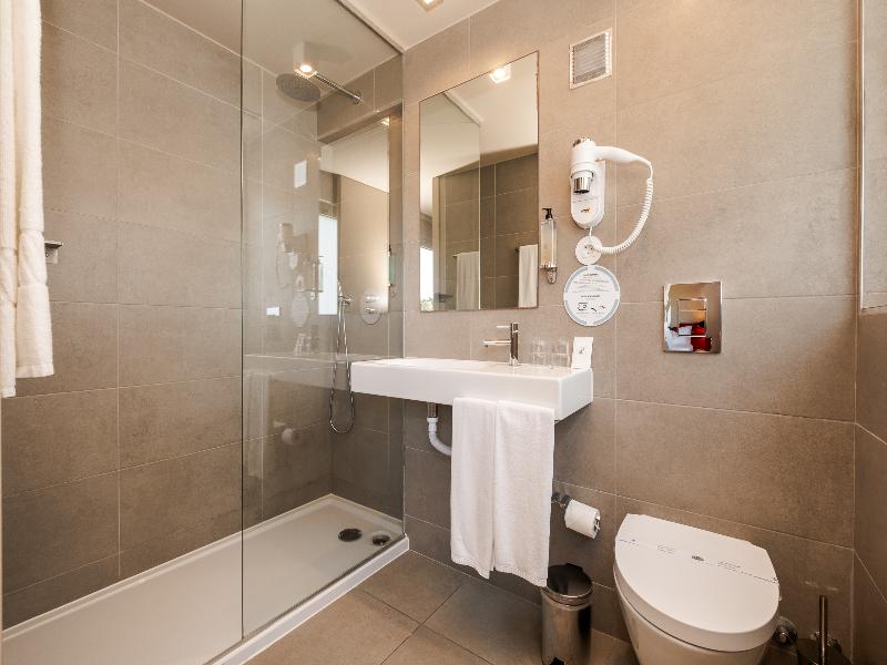Axis Ofir Beach Resort - Oda