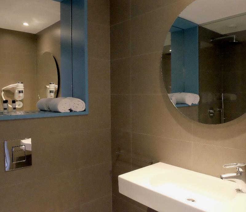 Axis Ofir Beach Resort - Oda