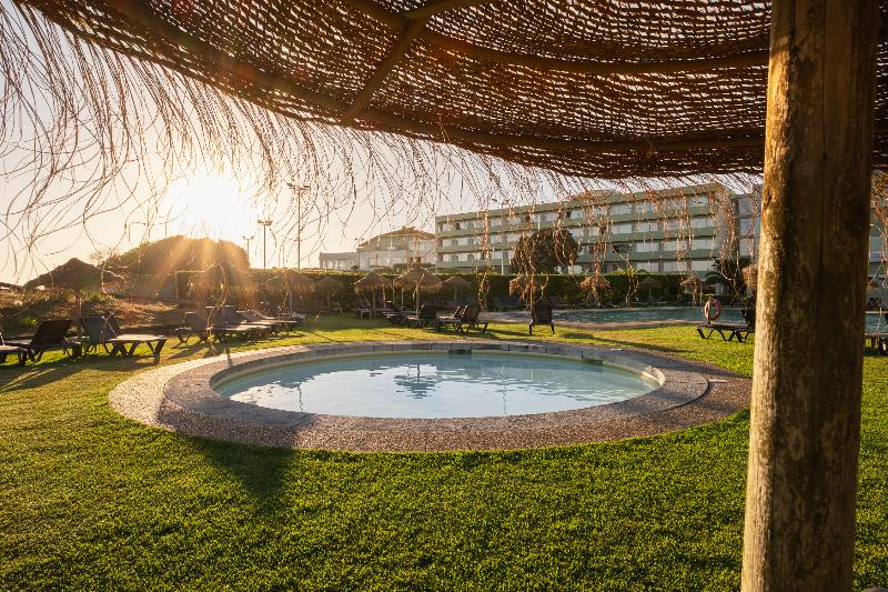 Axis Ofir Beach Resort - Havuz