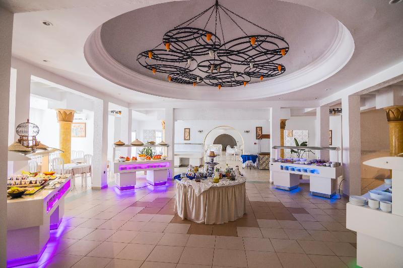 Hotel TMK Marine Beach by Turismak - Restoran