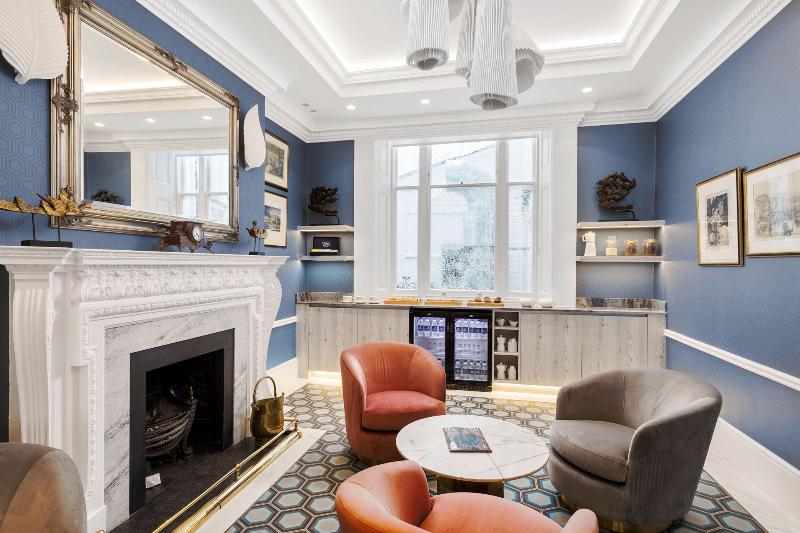 Commodore Hotel London - Lobi