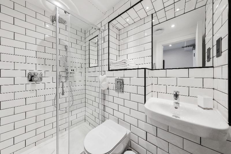 Commodore Hotel London - Oda
