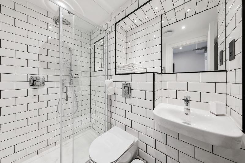 Commodore Hotel London - Oda