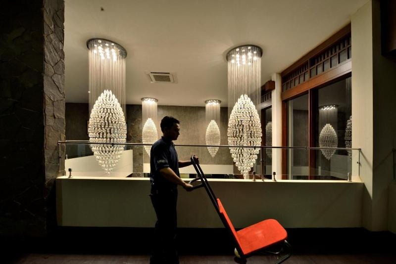 Serela Merdeka Hotel Bandung - Lobi