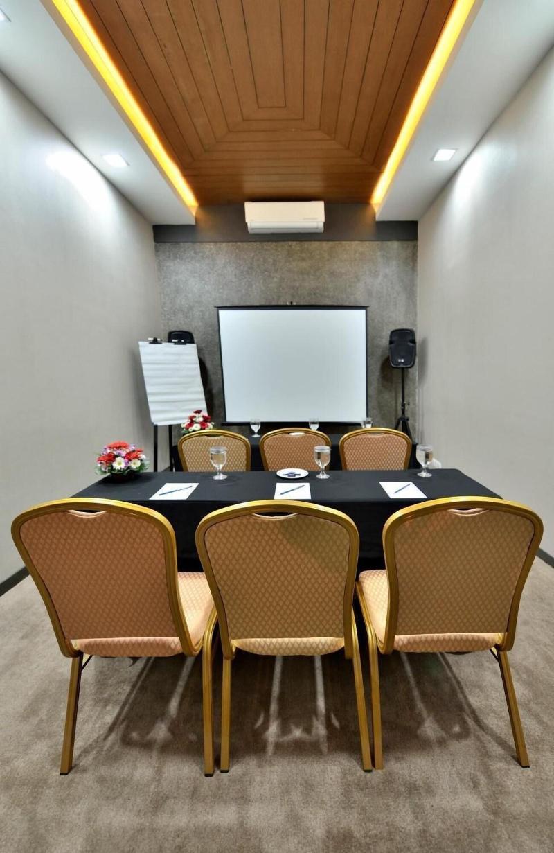 Serela Merdeka Hotel Bandung - Toplantı