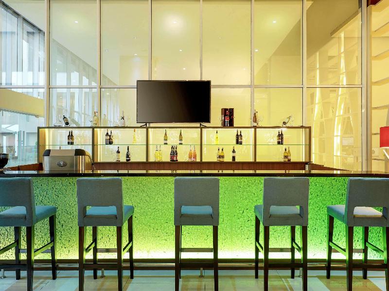 Jakarta Gajah Mada Hotel - Bar