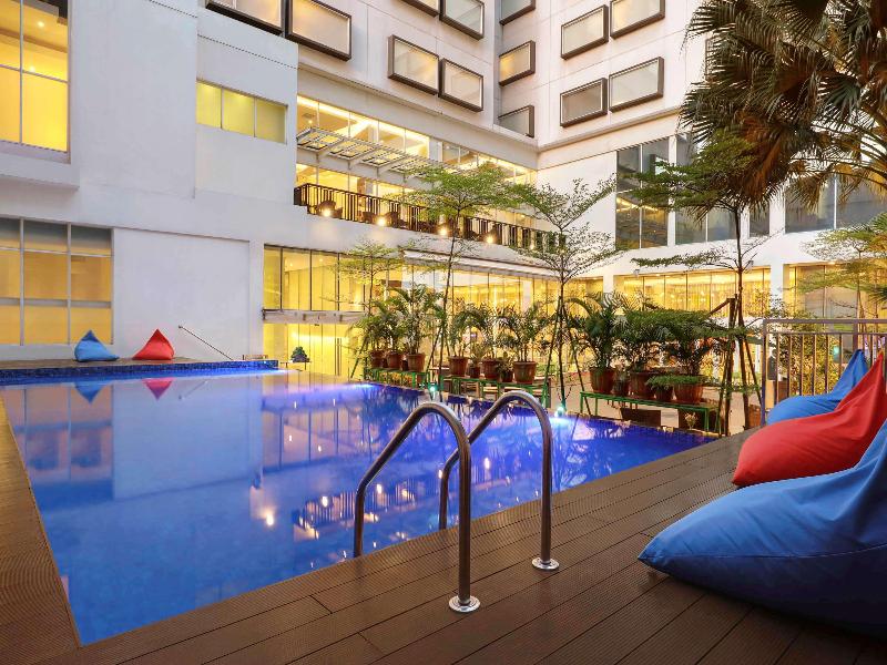 Jakarta Gajah Mada Hotel - Havuz