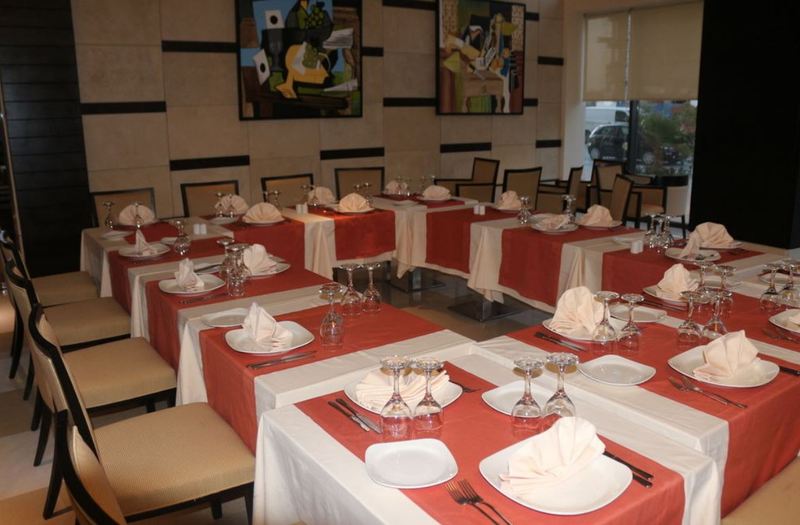 Le Corail Suites Hotel - Restoran