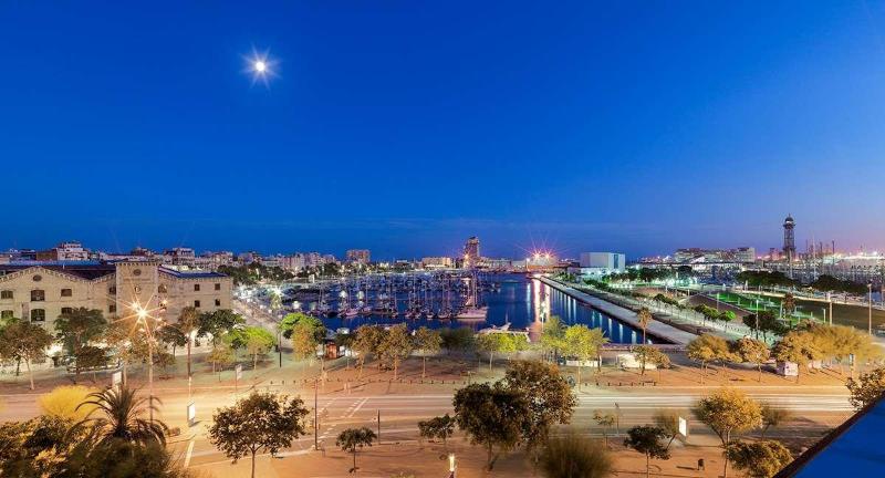 H10 Port Vell - Genel