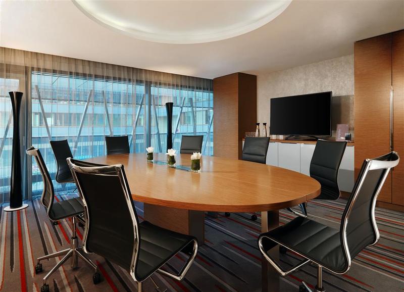 Sheraton Zurich Hotel - Genel