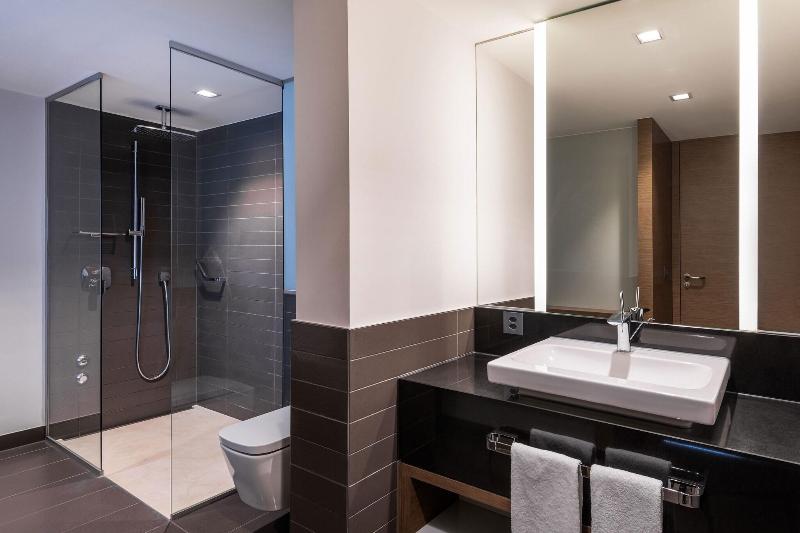 Sheraton Zurich Hotel - Oda