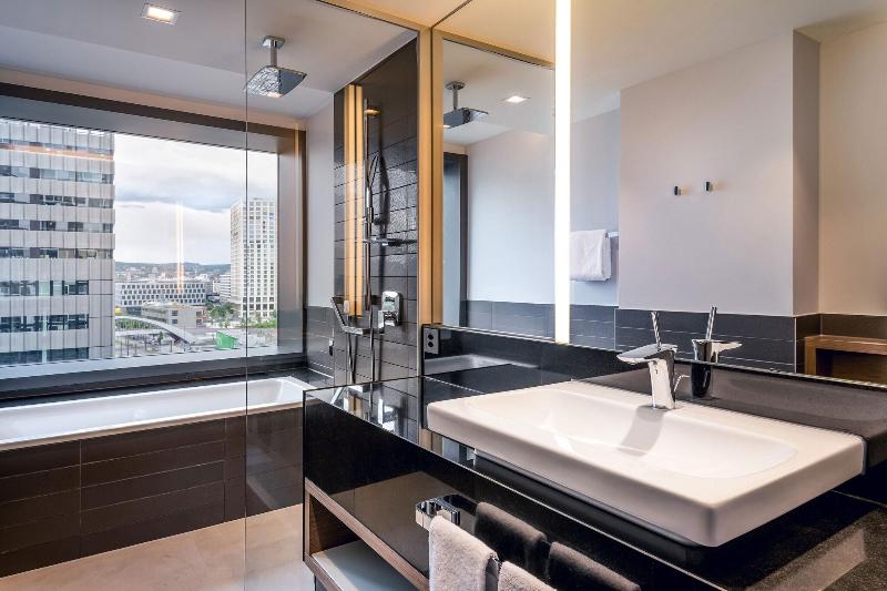 Sheraton Zurich Hotel - Oda
