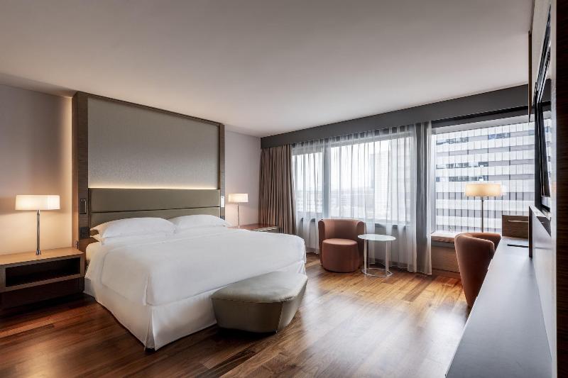 Sheraton Zurich Hotel - Oda