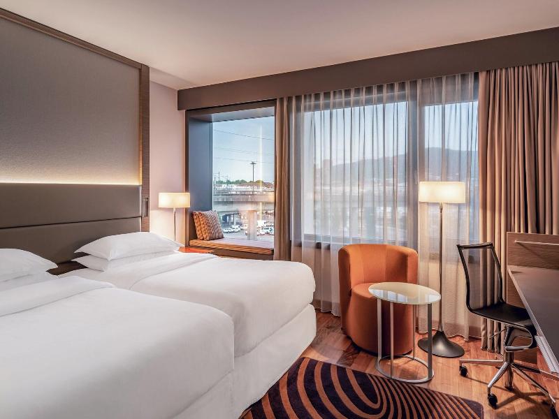 Sheraton Zurich Hotel - Oda