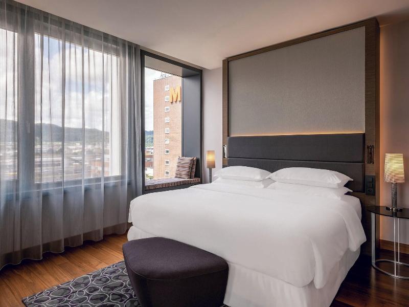 Sheraton Zurich Hotel - Oda