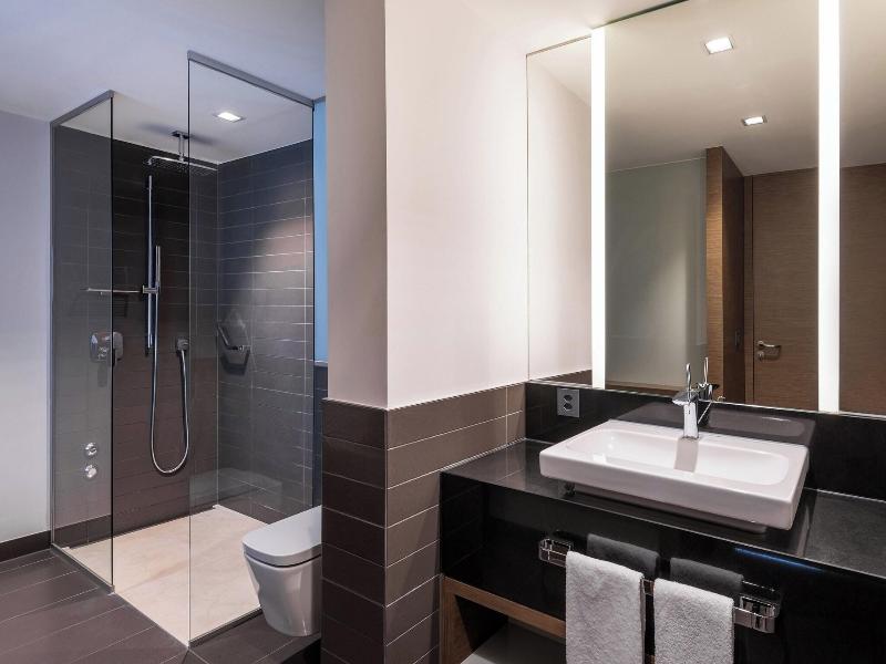 Sheraton Zurich Hotel - Oda