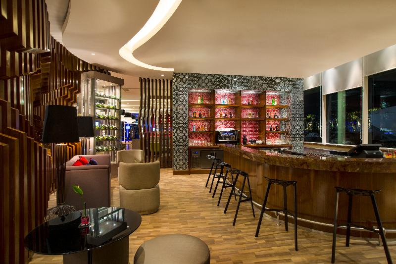 Novotel Tangerang - Bar