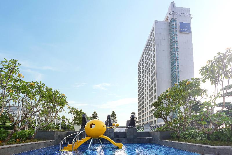 Novotel Tangerang - Havuz