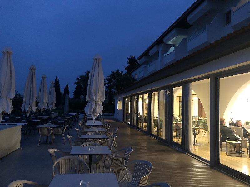 Droushia Heights Hotel - Teras