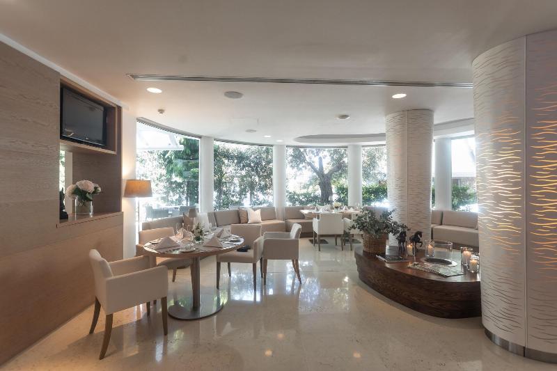 Alasia Hotel - Bar