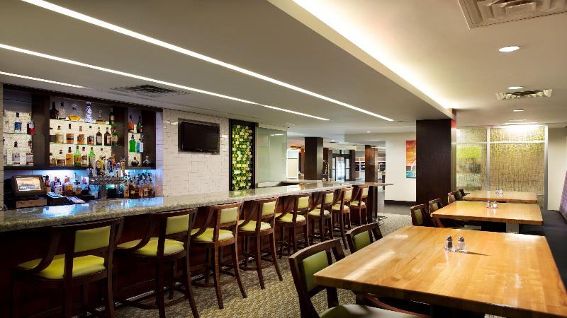Holiday Inn Clark - Newark Area - Bar
