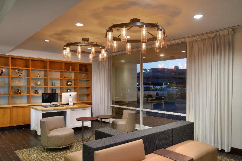Holiday Inn Clark - Newark Area - Lobi