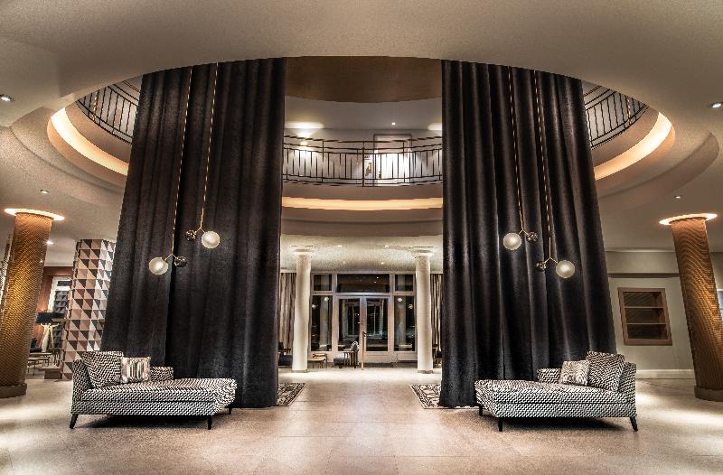 Steigenberger Hotel Treudelberg Hamburg - Lobi