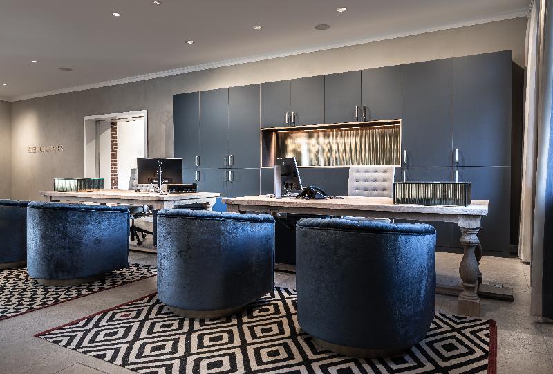 Steigenberger Hotel Treudelberg Hamburg - Lobi